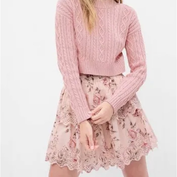 LoveShackFancy Dresses & Skirts - NWT LoveShackFancy x GAP Pink Floral Eyelet Skirt Size M